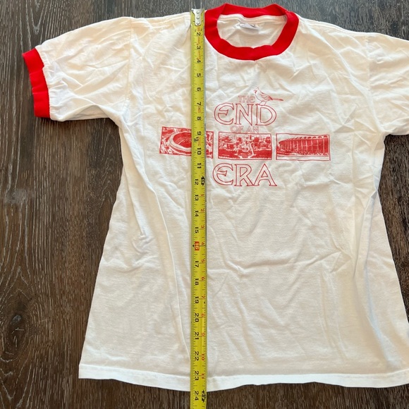 Busch Stadium 1966-2005 The End of an Era St Louis Cardinals T-Shirt - Picture 6 of 7